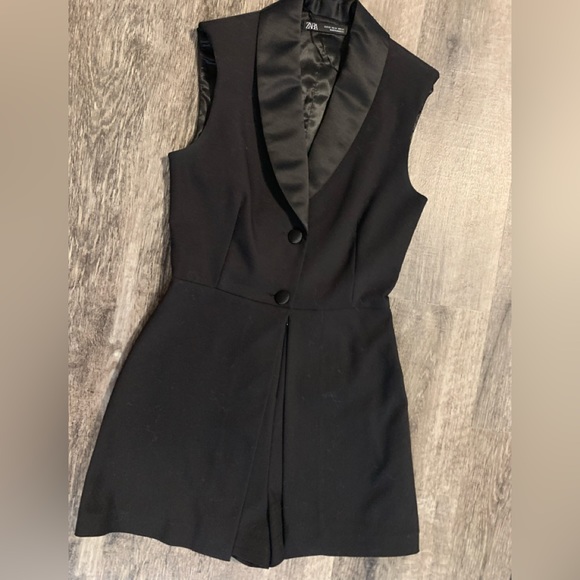 Zara Pants - Zara black vest/ blazer